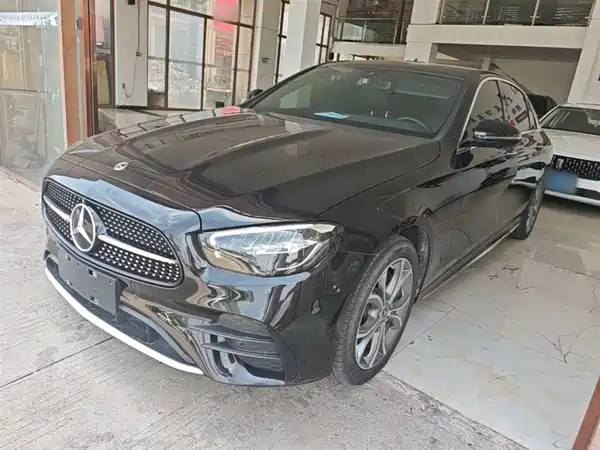 Mercedes-Benz E-Class 2021