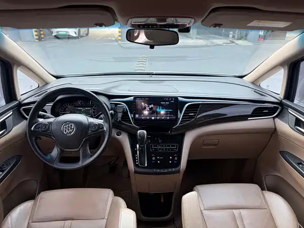 Buick GL8 2019