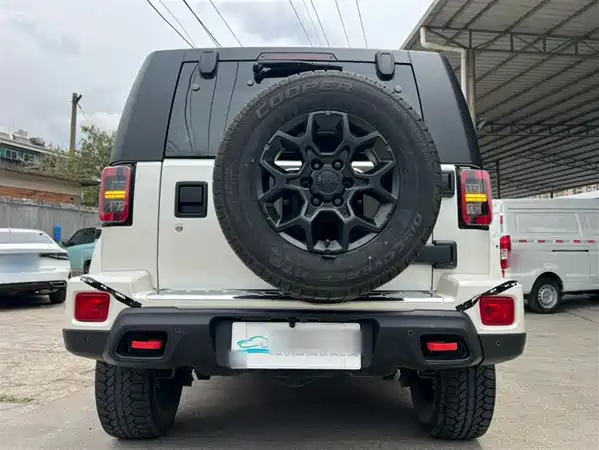 BAIC BJ40 2023