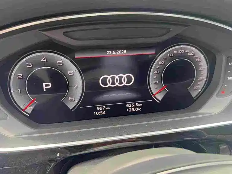 Audi A8 2024 — фото 14