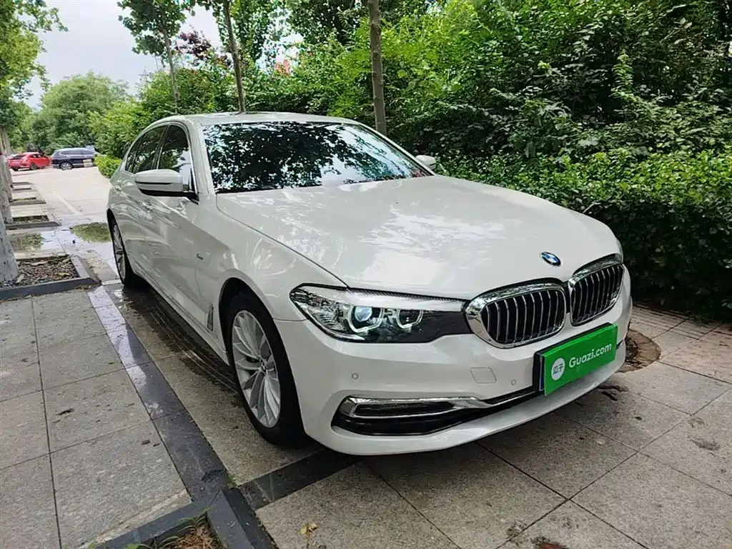 BMW 5 Series 2018 — фото 4