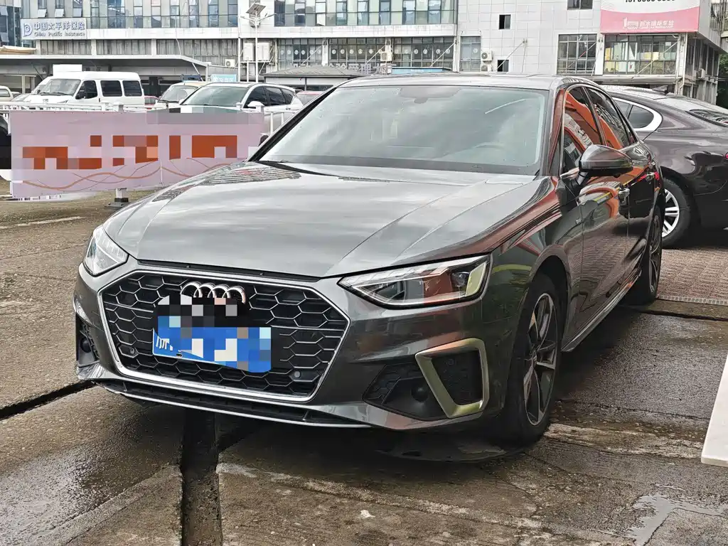 Audi A4L 2021