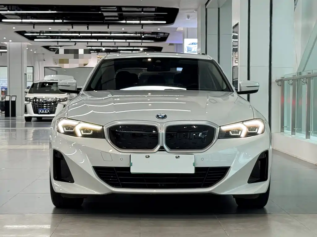 BMW i3 2024