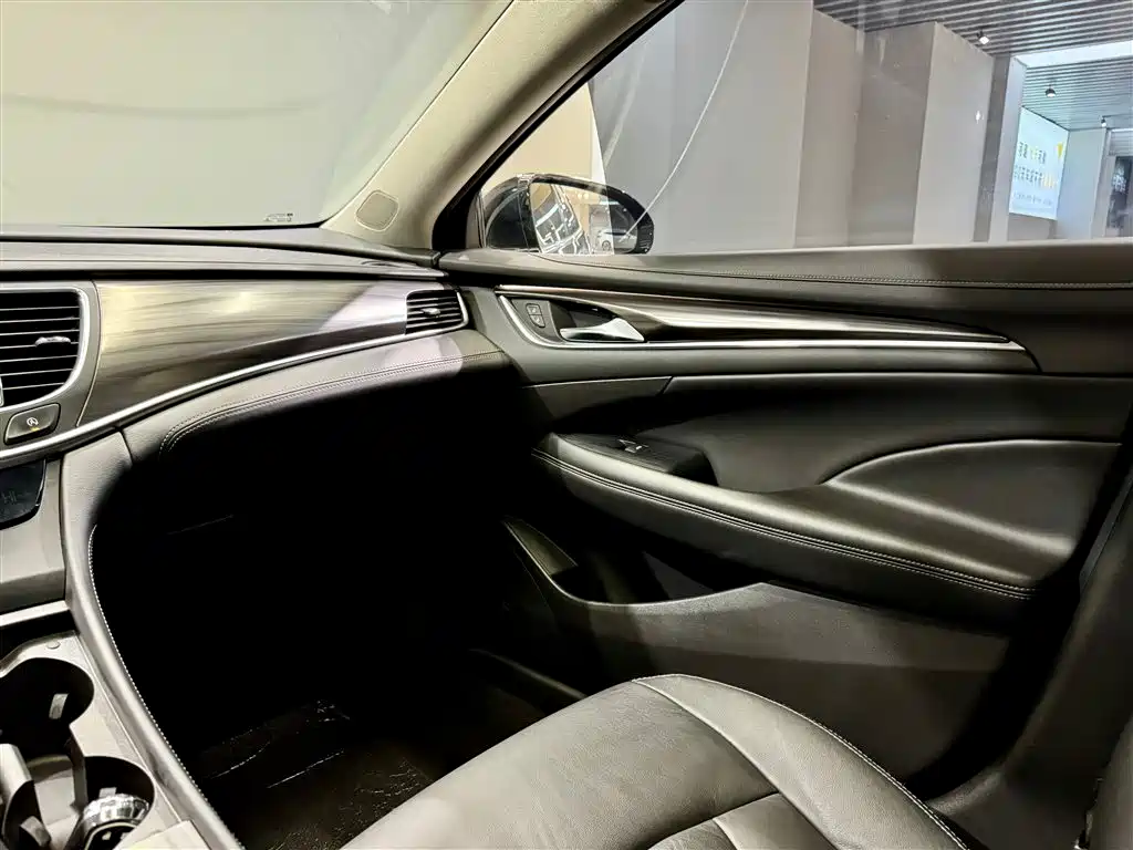 Buick LaCrosse 2021 — фото 23