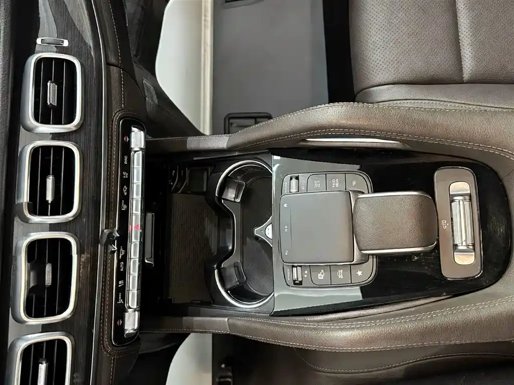 Mercedes-Benz GLS 2023 — фото 9