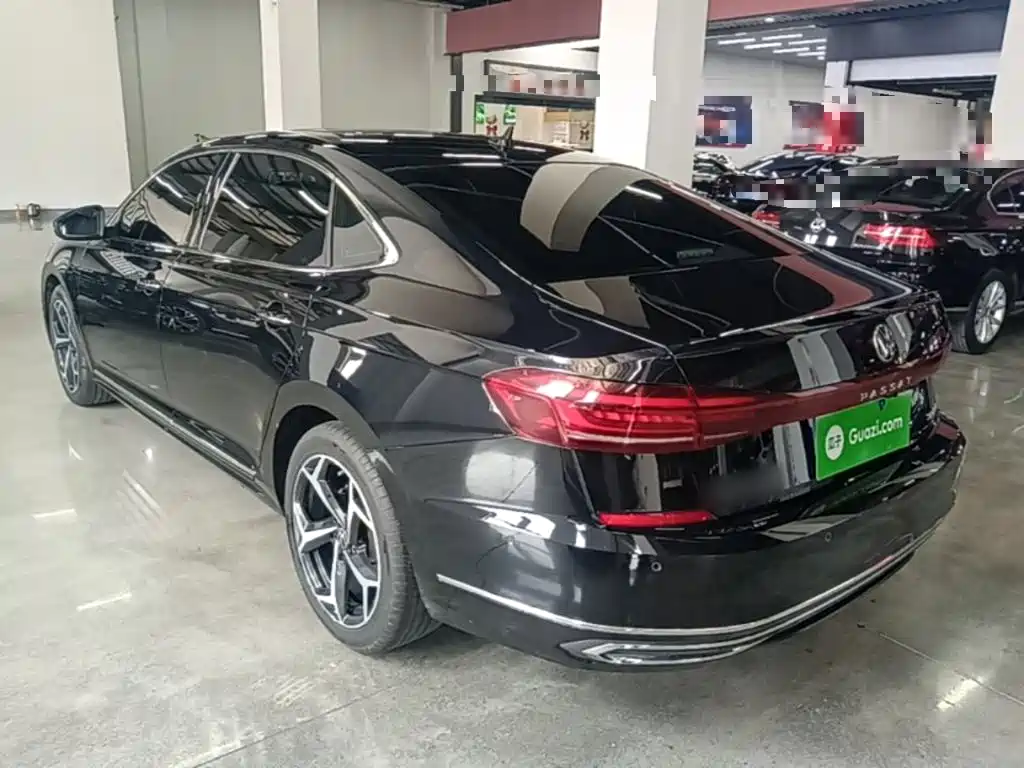 Volkswagen Passat 2024