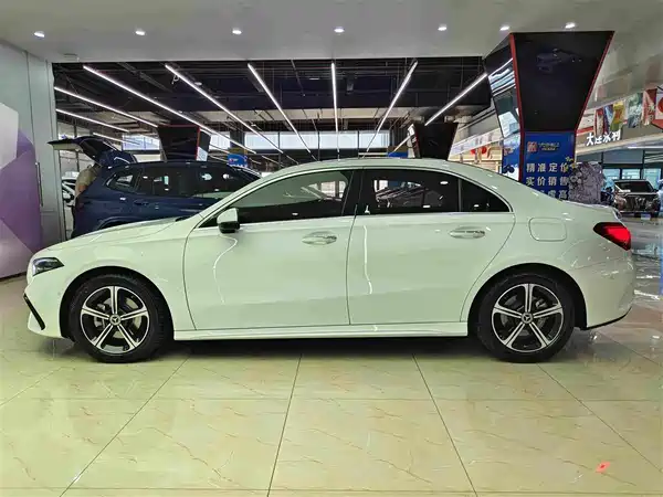 Mercedes-Benz A-Class 2023