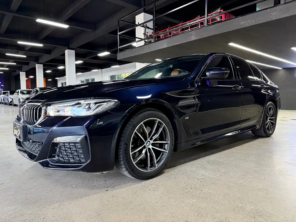 BMW 5 Series 2023