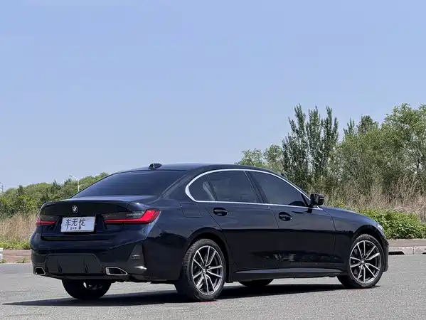 BMW 3 Series 2023