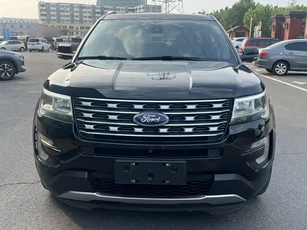 Ford Explorer 2017 — фото 3