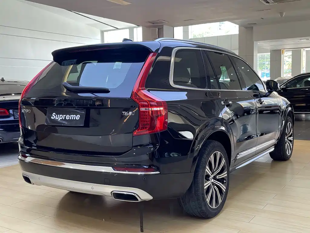 Volvo XC90 2020 — фото 12