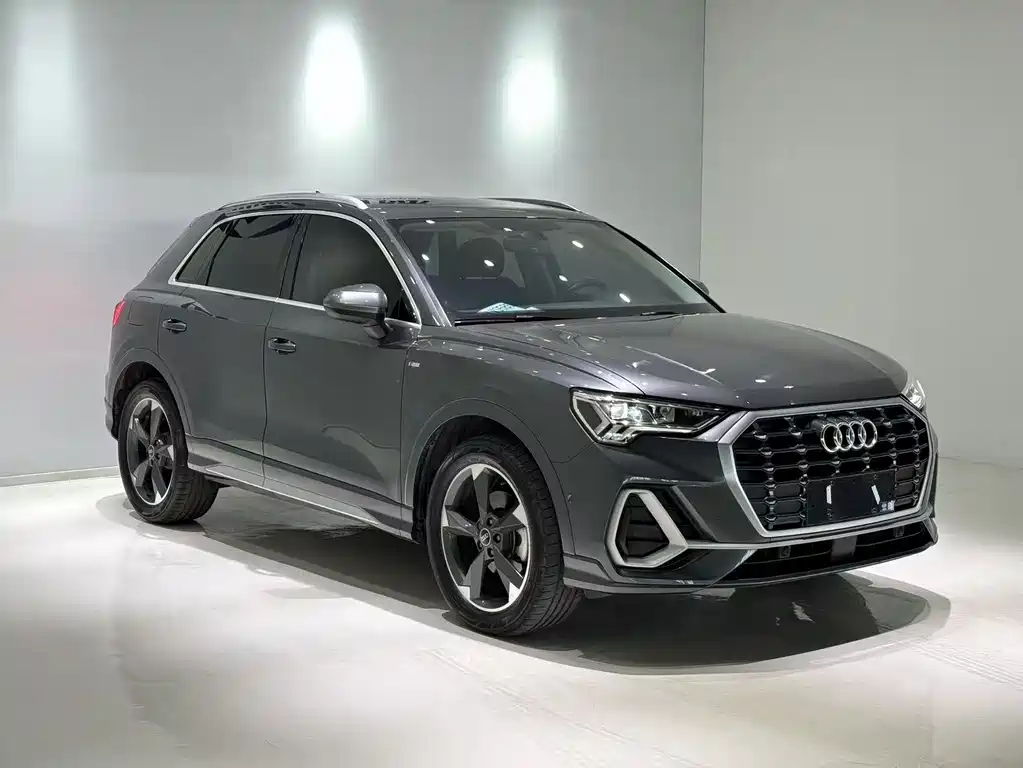 Audi Q3 2023 — фото 3