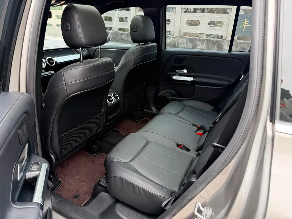 Mercedes-Benz GLB 2020 — фото 10