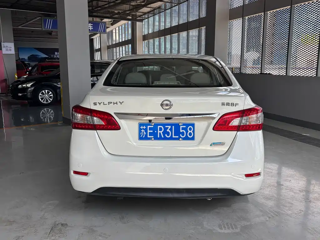 Nissan Sylphy 2013 — фото 14