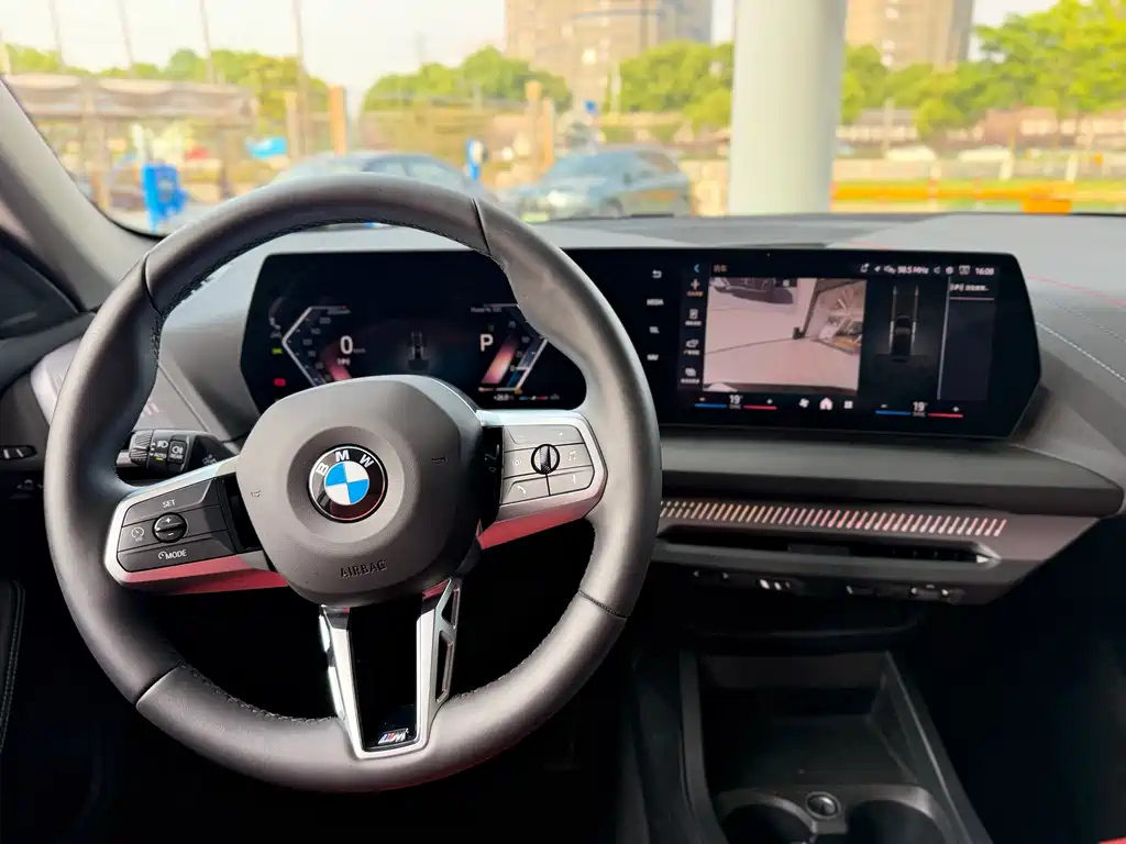 BMW 2 Series 2025 — фото 11