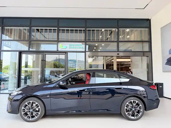 BMW 2 Series 2025