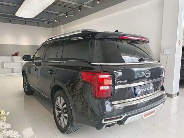GAC Trumpchi GS8 2017