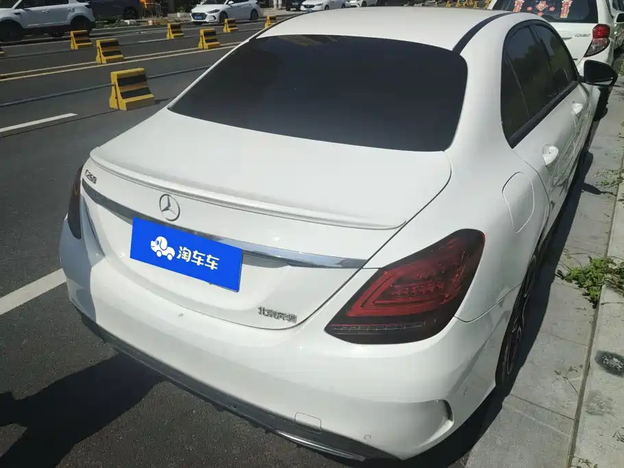 Mercedes-Benz C-Class 2021
