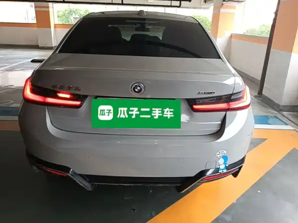 BMW i3 2023