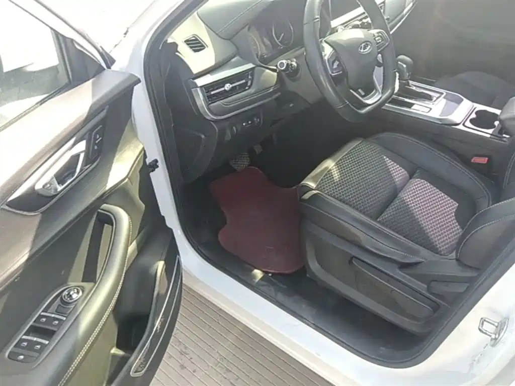 Chery Tiggo 5x 2020 — фото 16