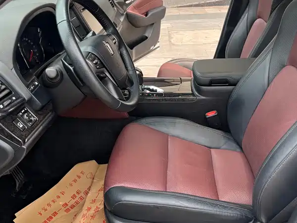 Toyota Crown 2018