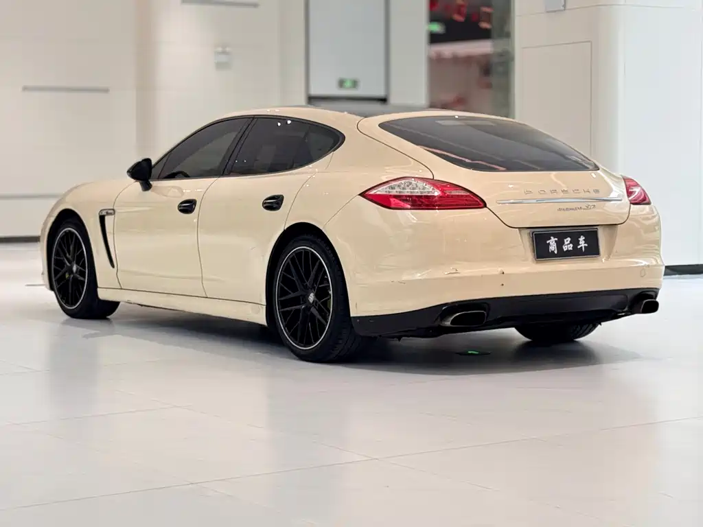 Porsche Panamera 2011