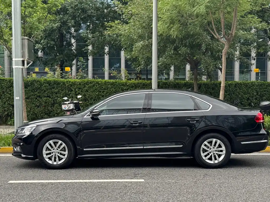 Volkswagen Passat 2016