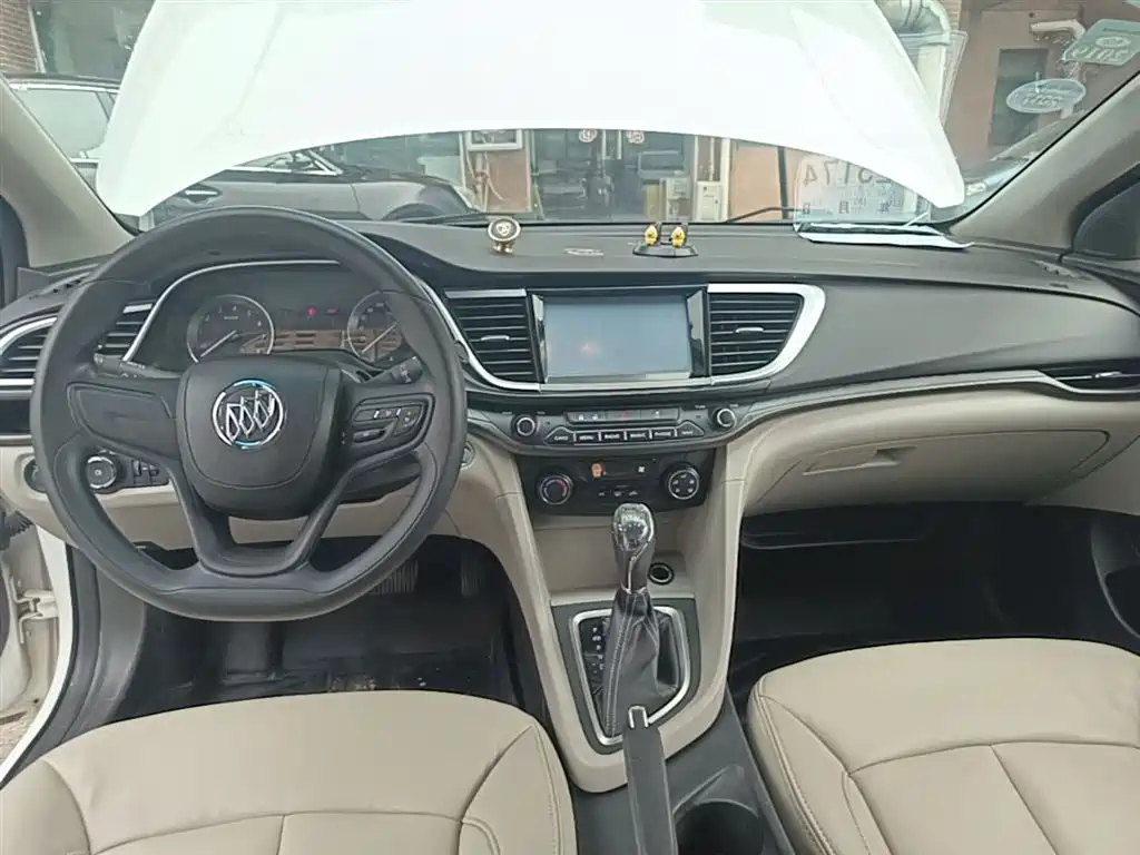 Buick Excelle 2015 — фото 10