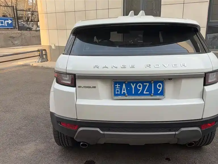 Land Rover Evoque 2018 — фото 3