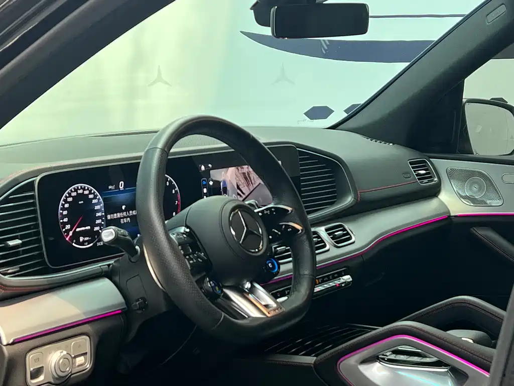 Mercedes-Benz GLE AMG 2025 — фото 8