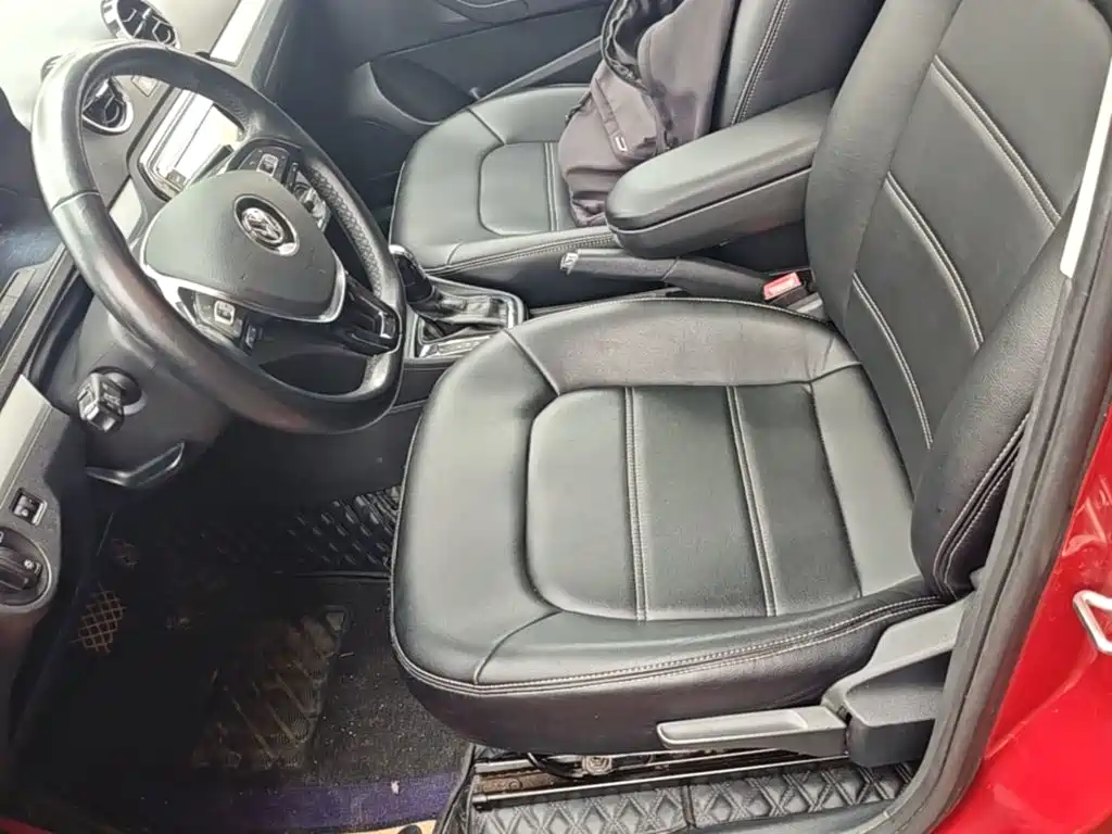 Volkswagen Jetta 2015 — фото 15