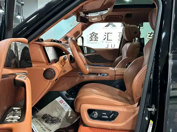 Yangwang U8 2026