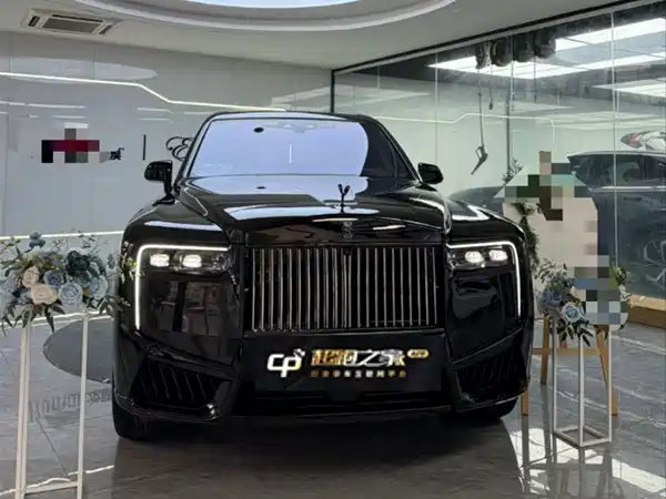Rolls-Royce Cullinan 2021