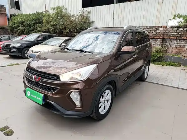 Wuling Hongguang S3 2018