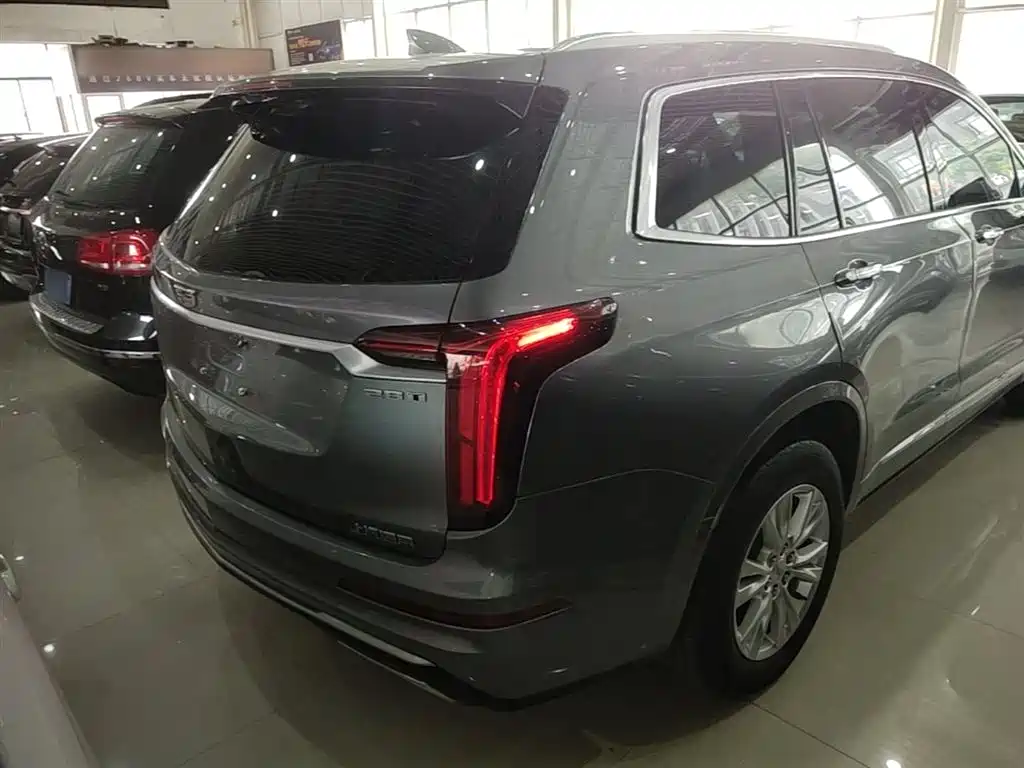 Cadillac XT6 2020 — фото 7