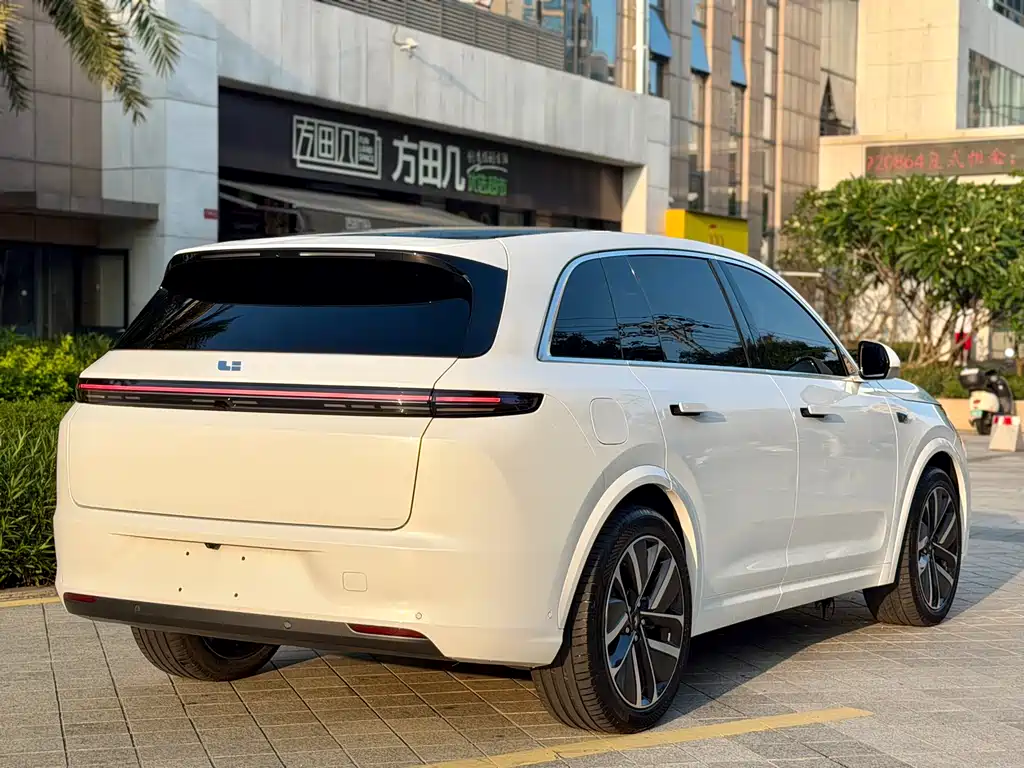 Li Auto Li L7 2023