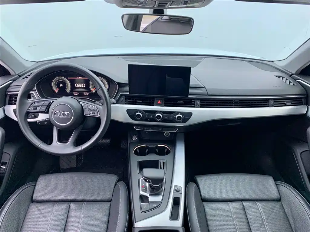 Audi A4L 2023 — фото 14