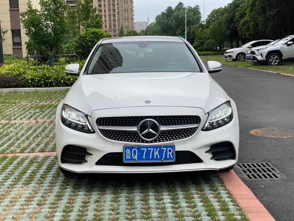 Mercedes-Benz C-Class 2020