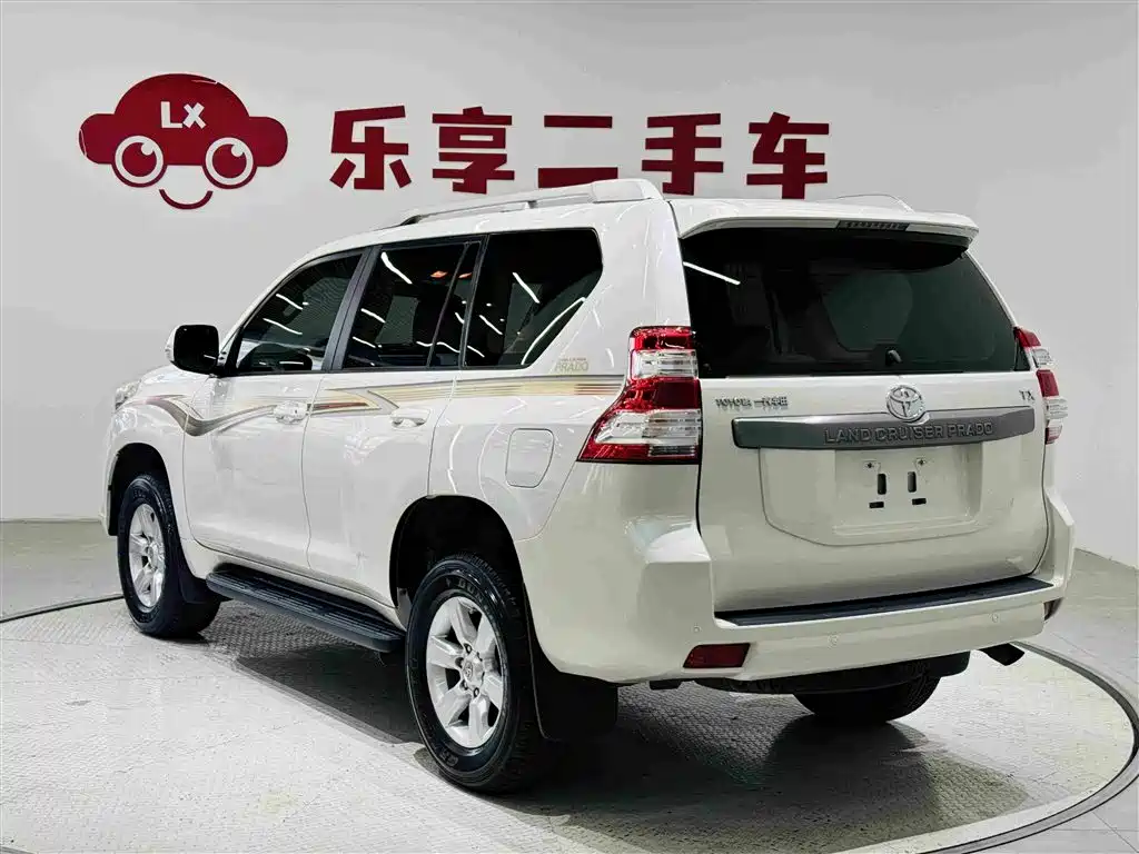 Toyota Prado 2017 — фото 3