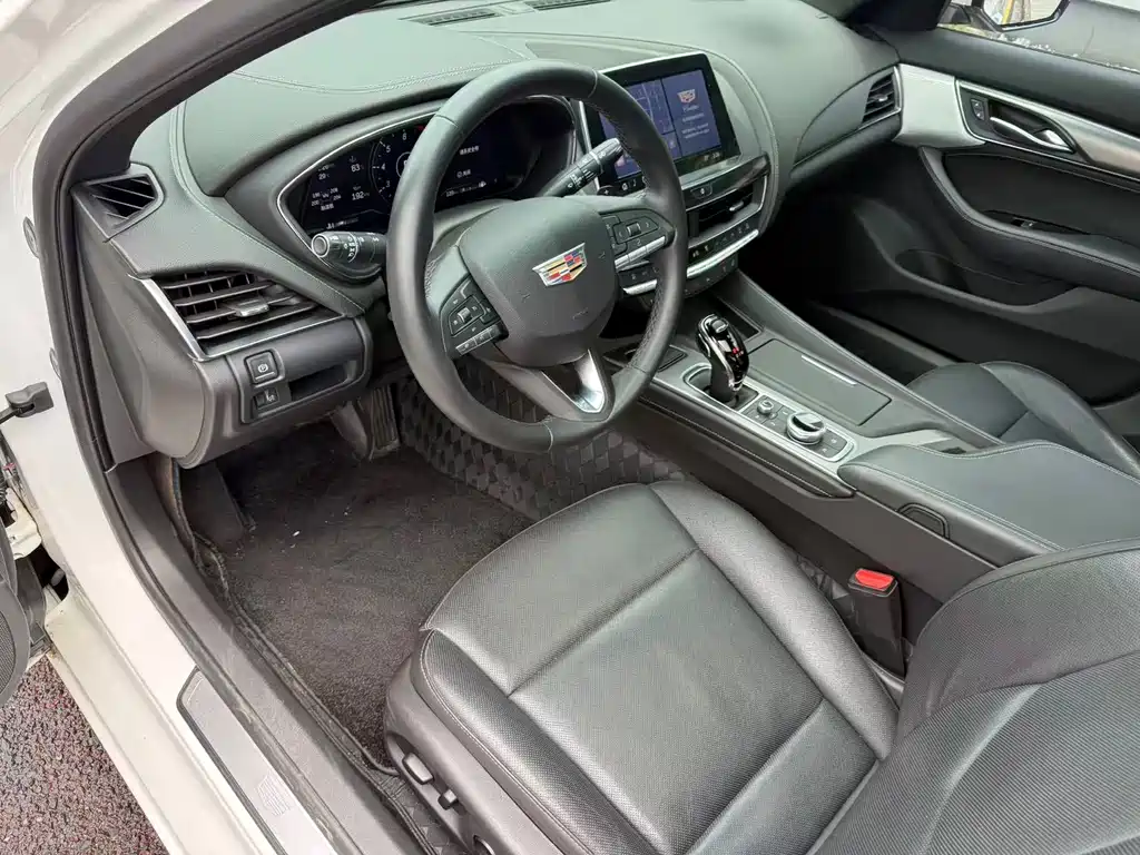 Cadillac CT5 2023 — фото 12