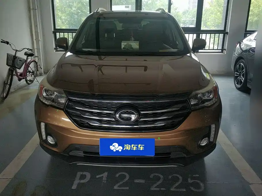 GAC Trumpchi GS4 2016 — фото 2