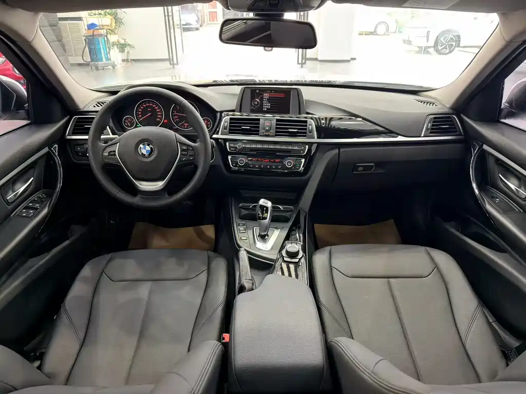 BMW 3 Series 2017