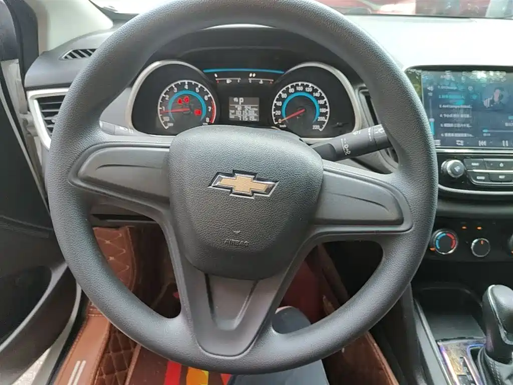Chevrolet Cavalier 2018 — фото 11