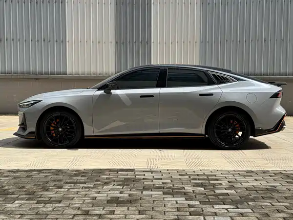 Changan UNI-V 2022