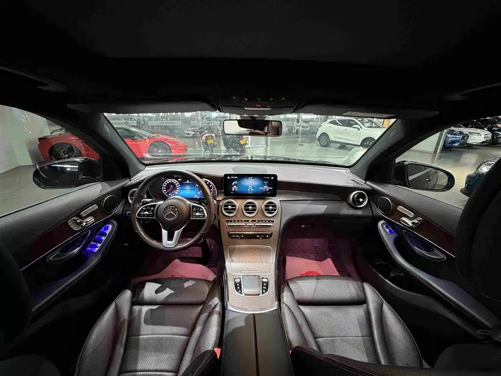 Mercedes-Benz GLC 2021 — фото 18