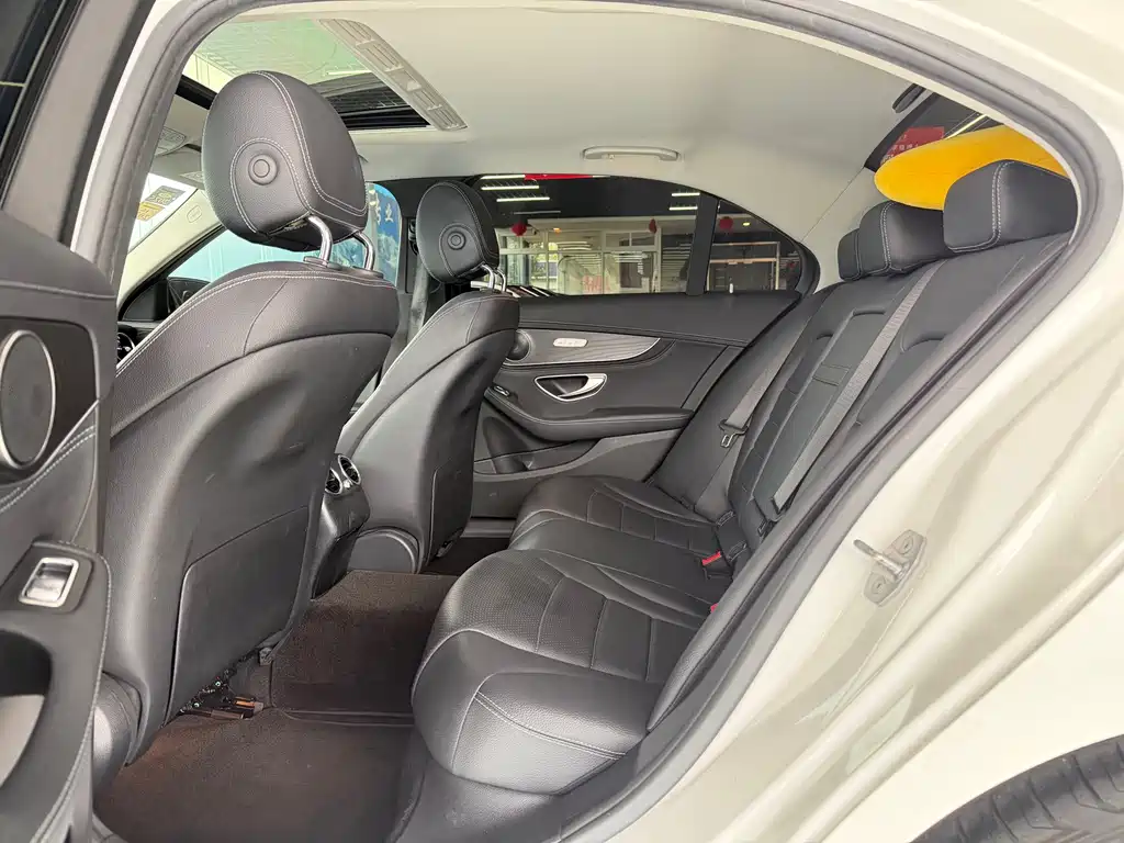 Mercedes-Benz C-Class 2017