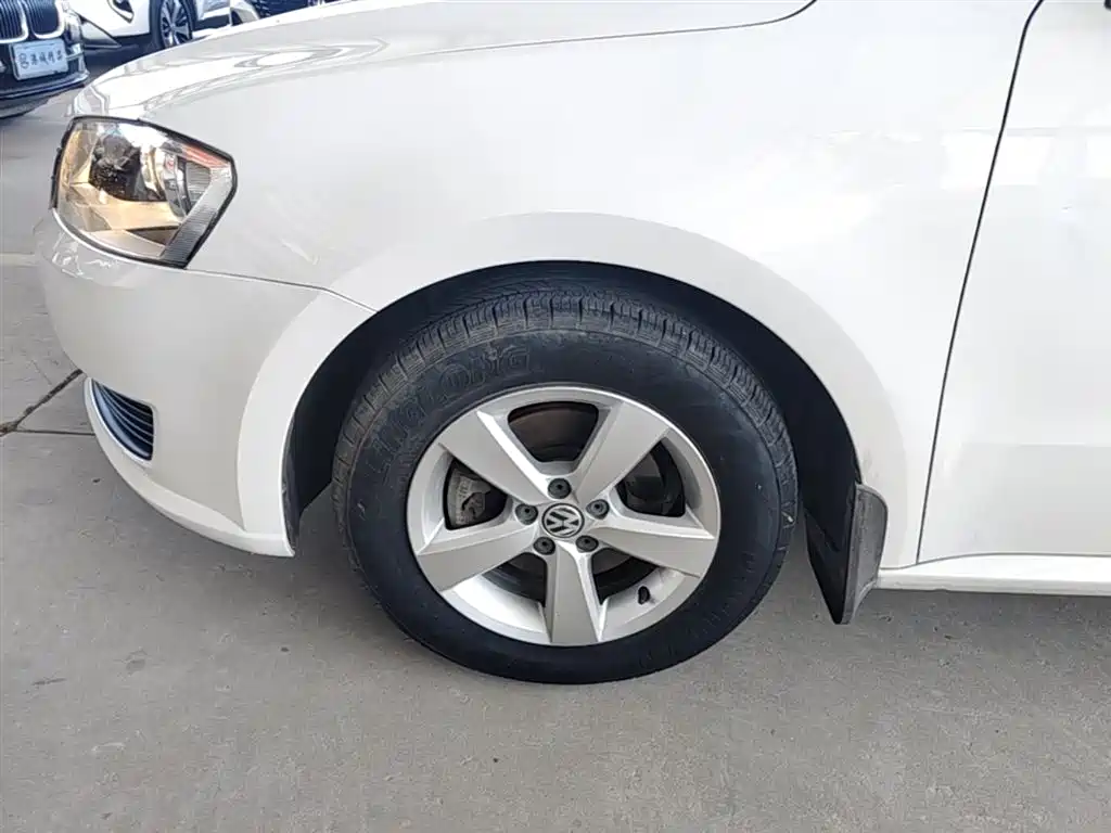 Volkswagen Gran Lavida 2015 — фото 23