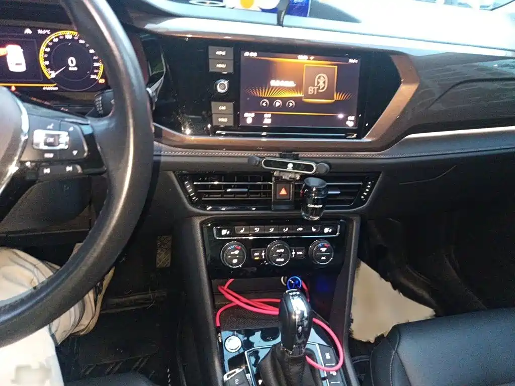 Volkswagen Tharu 2019