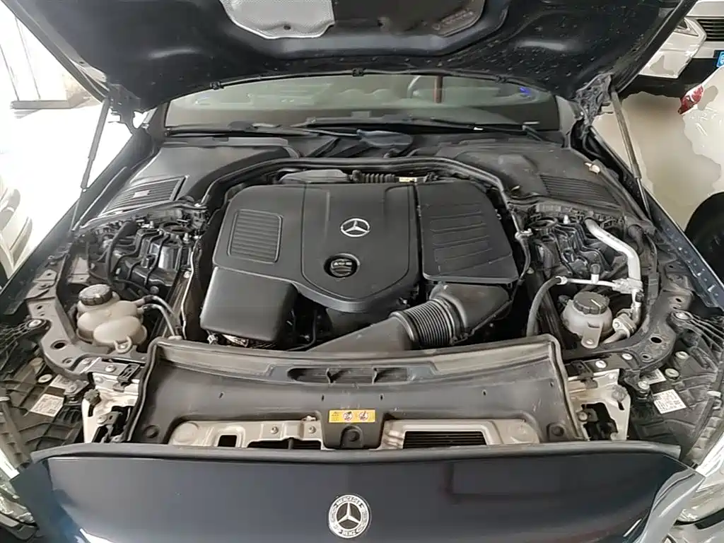 Mercedes-Benz C-Class 2024 — фото 20