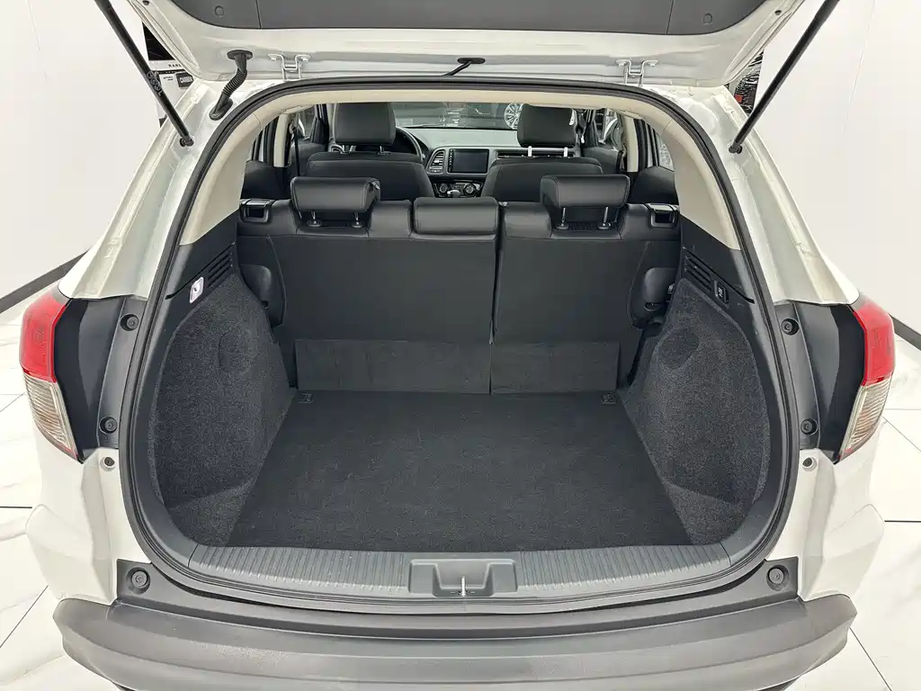 Honda Vezel 2022 — фото 16